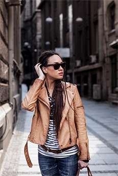 Wardrobe Consulting & Color Analysis